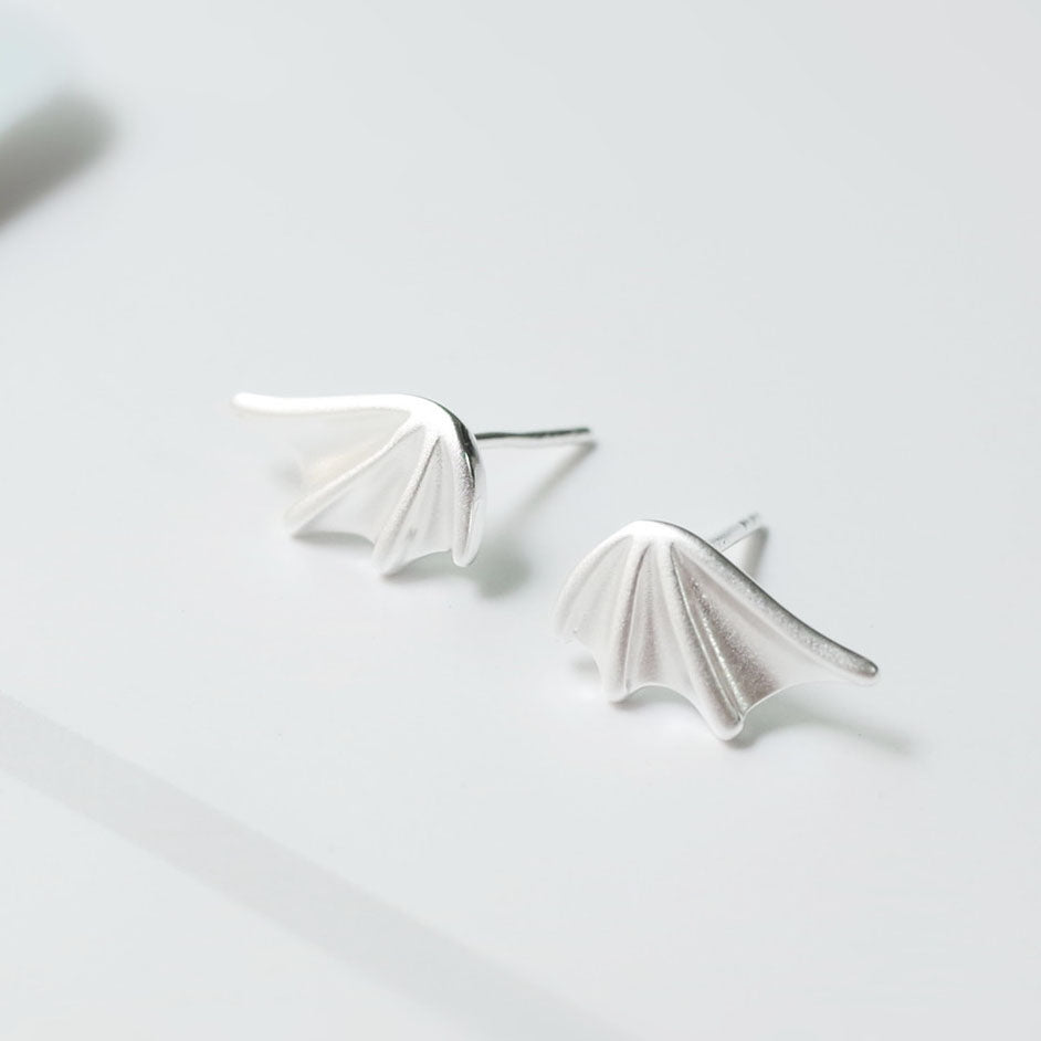羽のちいさいシルバーピアス・シルバー925・シルバー